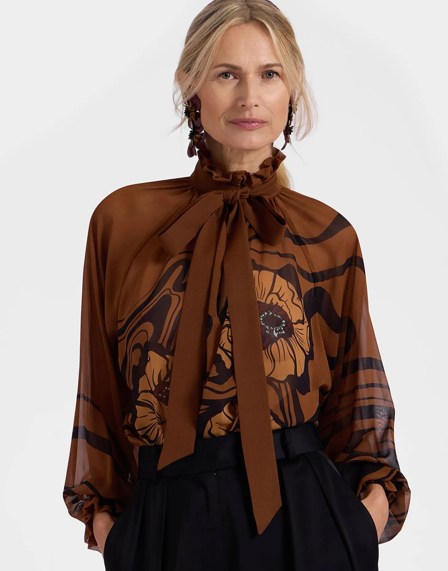 La DoubleJ Cerere BlouseBig Blooms Placée Brown in Silk Chiffon